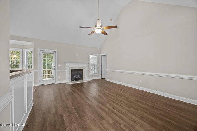 Photo - 1013 Sebring Dr