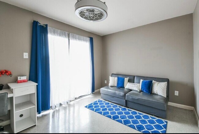 Photo - 8529 Hearth Dr Unit 25