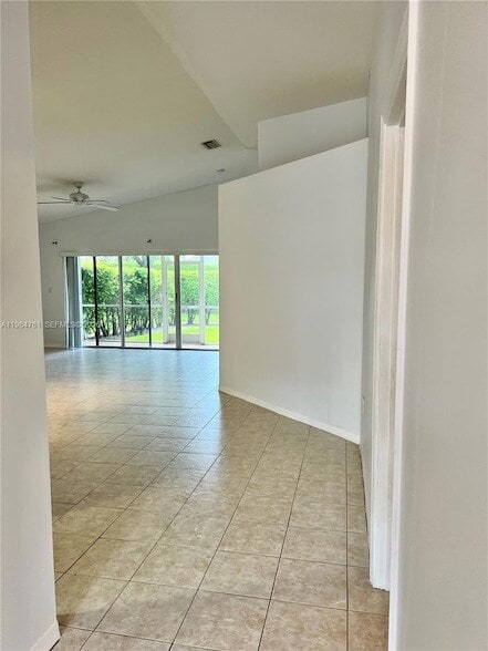 Photo - 11854 SW 8th St