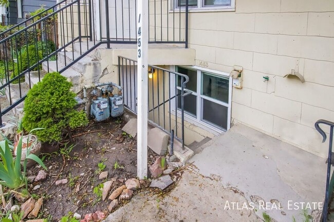 Photo - 1459 S Roberta St