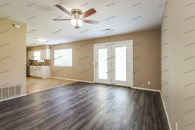 Photo - 606 E Toledo Pl