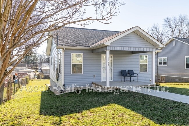 Photo - 1732 Jourolman Ave