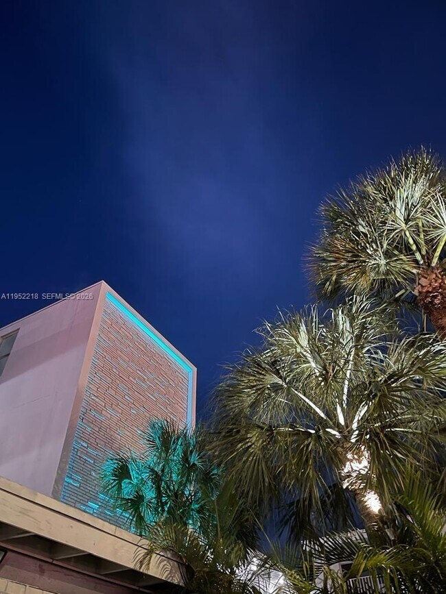 Photo - 2101 Normandy Dr Unit 306