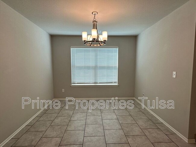 Photo - 13441 S 72nd Ct E