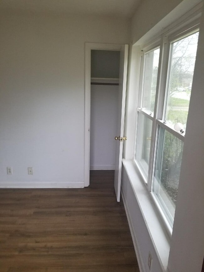 Photo - 308 Warrior Rd