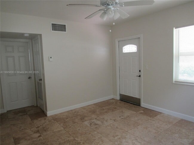 Photo - 440 NW 15th Ave