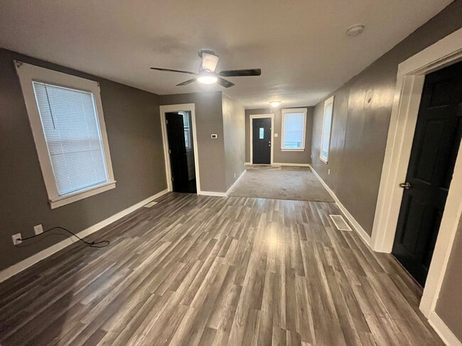 Photo - Adorable one bedroom ranch