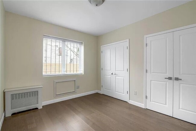 Photo - 2881 Nostrand Ave