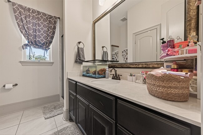Photo - 2515 Avon Gate Ct