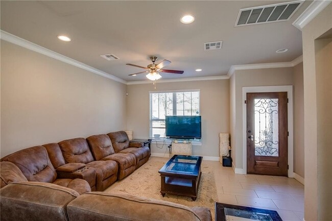 Photo - 9707 McKnight Lp