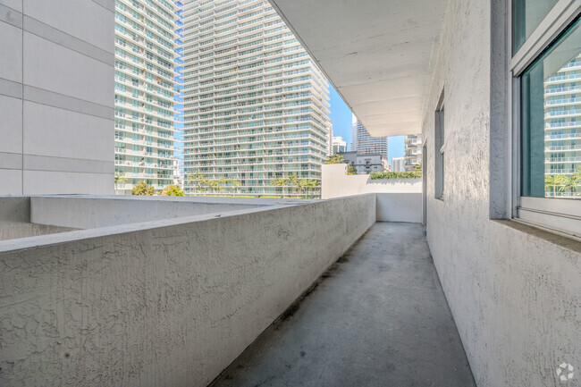 Building Photo - 1250 S Miami Ave Unit 815 Rental