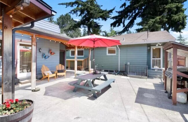 Photo - 1000 W Indiana St