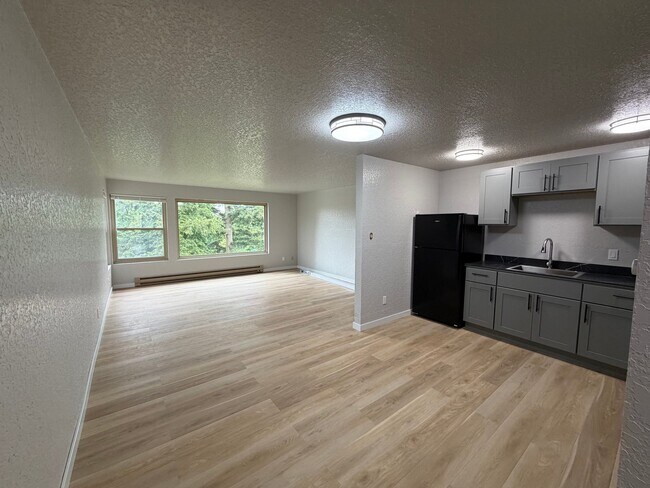 Photo - 439 SW 156th St Unit 1