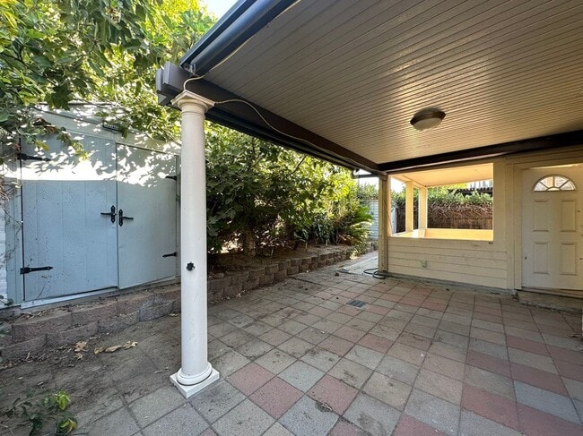 Building Photo - 3 Bedrooms home for leasing in Rancho Cuca...