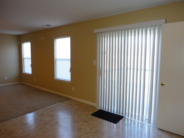 Photo - 10870 Vanguard Ln