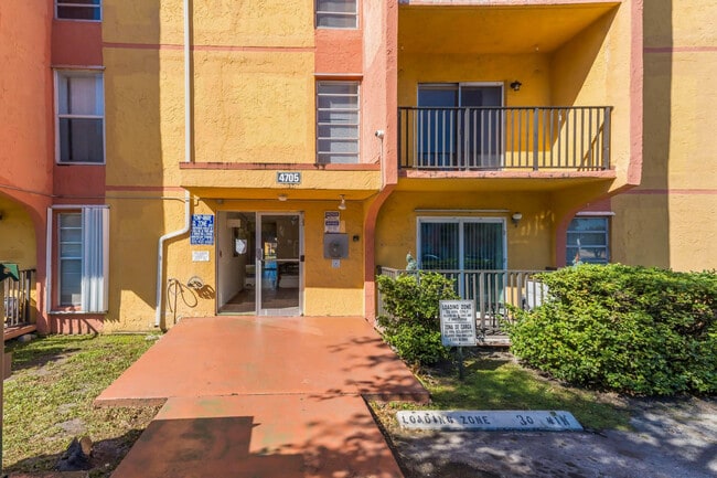 Photo - 4705 NW 7th St Unit 307-7