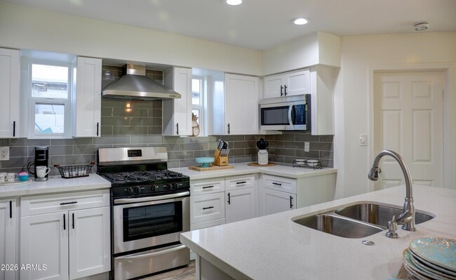 Building Photo - 7225 E Villa Way