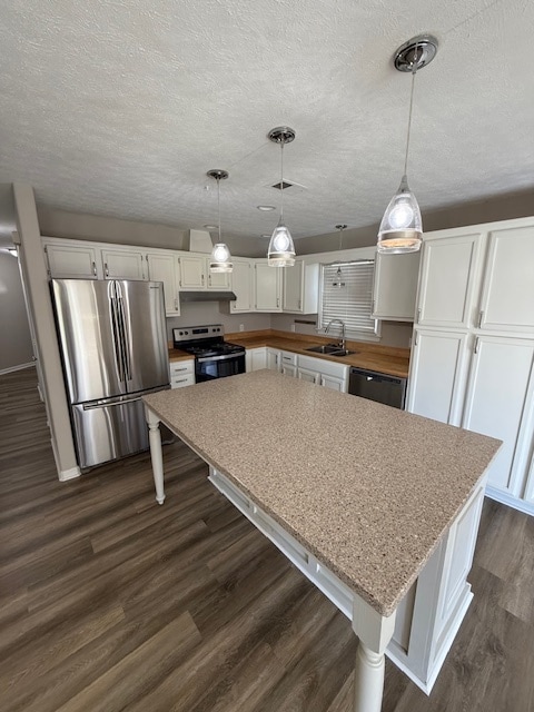 Building Photo - 160 Angela Trail