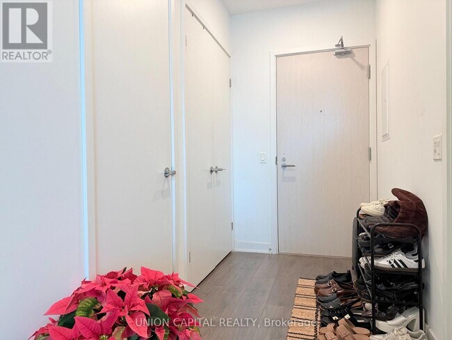 Photo - 115 Blue Jays Way Unit 5007