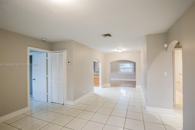 Photo - 630 NW 67th Terrace