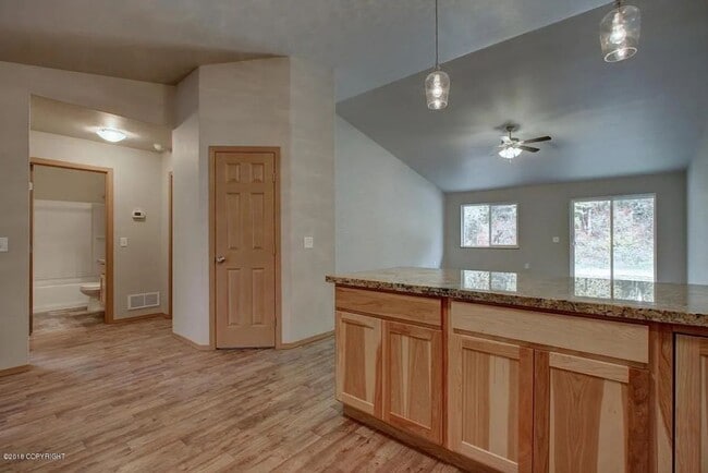 Photo - 1121 E Dellwood St Unit 2