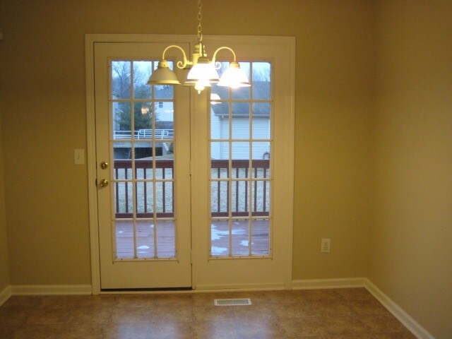 Photo - 804 Tunewood Ct