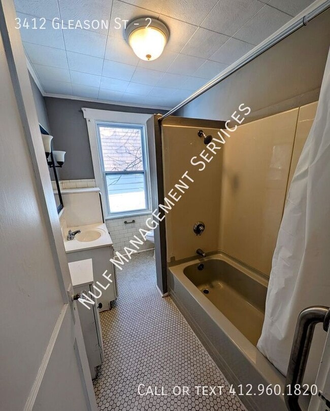 Photo - 3412 Gleason St Unit 2
