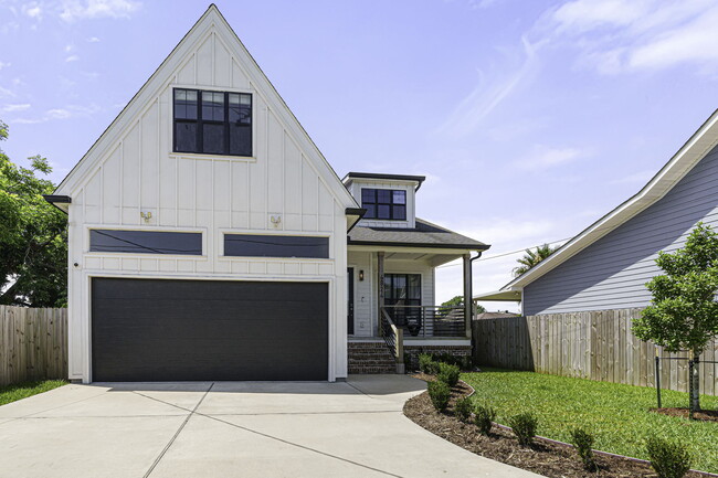 Photo - 4824 W Esplanade Ave