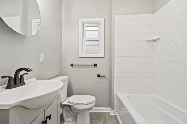 Photo - 301 Rochelle St Unidad 2