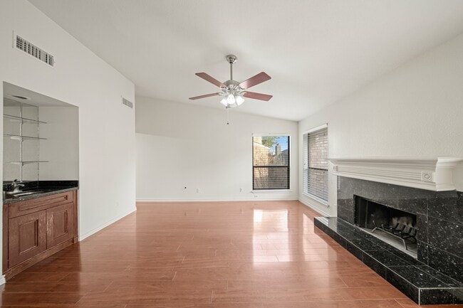 Photo - 8100 Cambridge St Unit 6