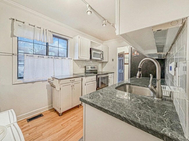 Photo - 202 Soundview Ave Unit 5