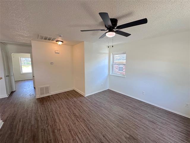 Photo - 5408 Helmick Ave