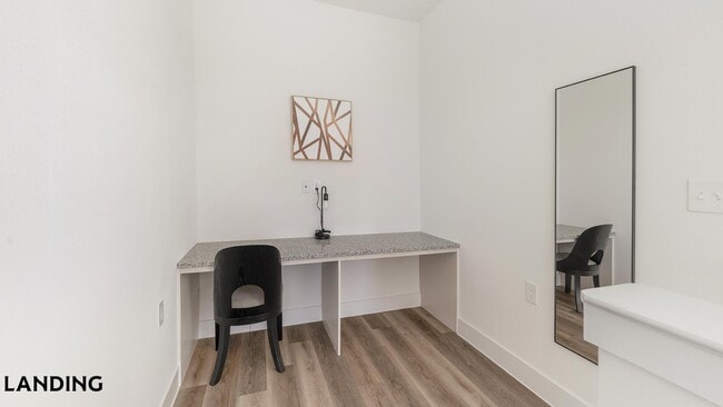 Photo - 6525 Ed Bluestein Blvd Unidad 2216
