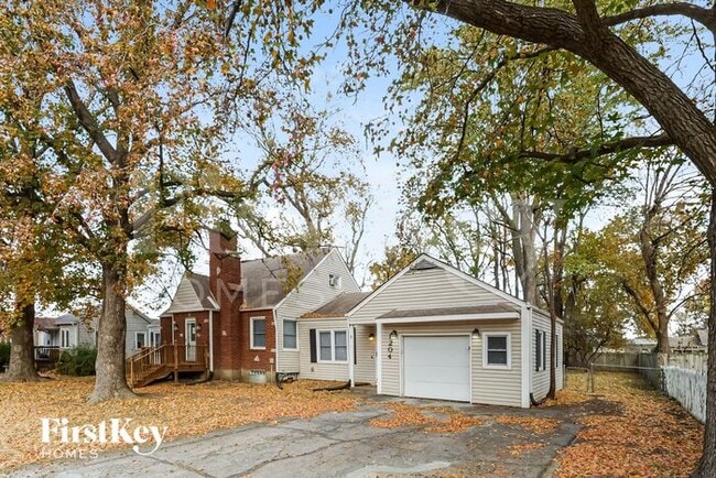 Photo - 1204 Highgrove Rd