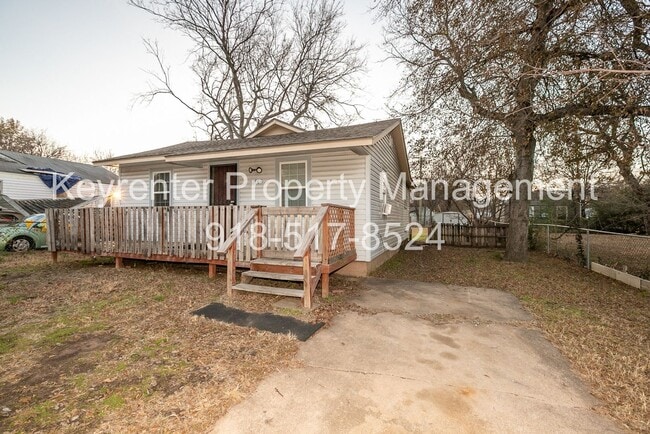 Building Photo - 2 Bed | 1 Bath East Tulsa with Spacious Back yard!