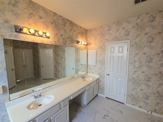 Photo - 1627 Park Harbor Estates Dr