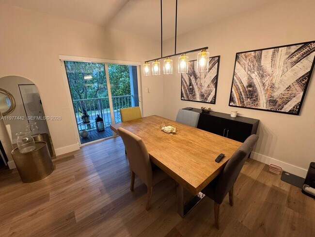 Photo - 8960 NW 97th Ave Unit 212