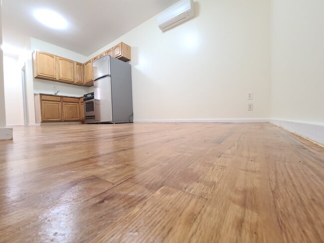 Photo - 167 Hopkins St Unit 2