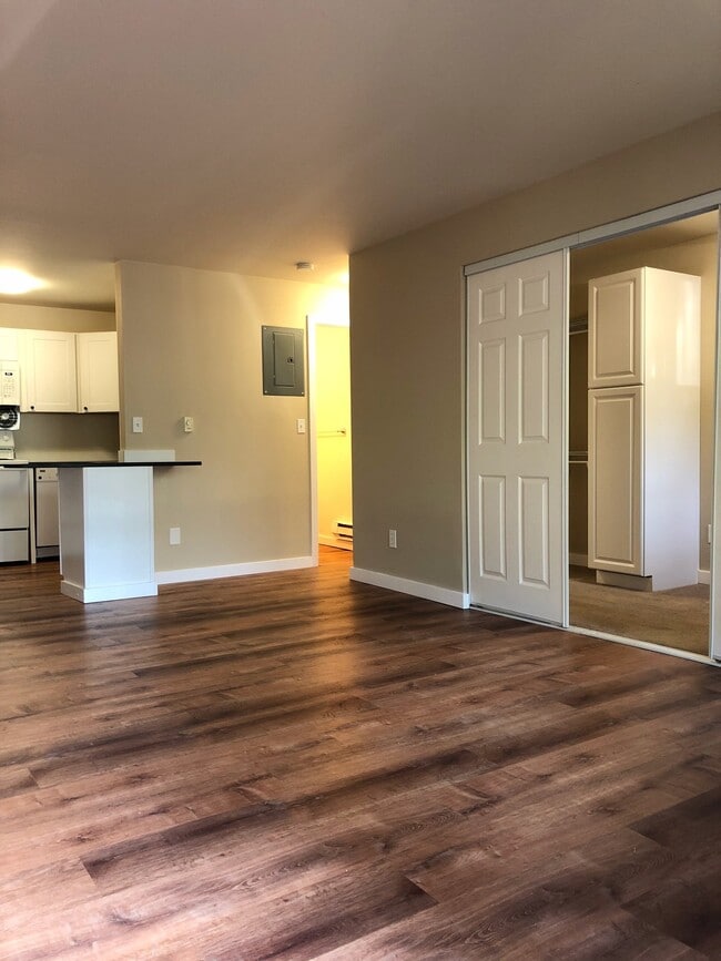 Photo - 3602 NE 73rd Pl