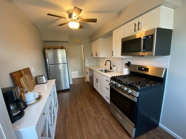 Photo - 9811 Rich Rd