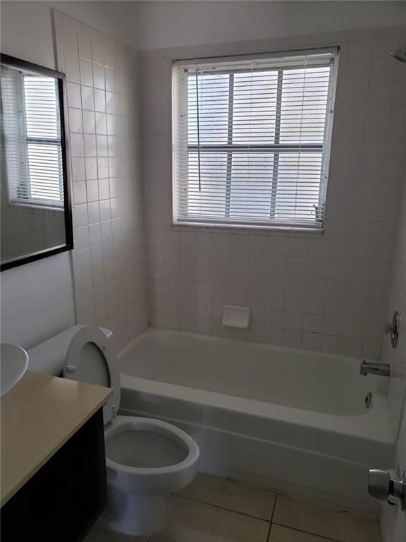 Photo - 4951 Wedgewood Way