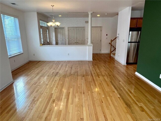 Photo - 72 Fairways Dr