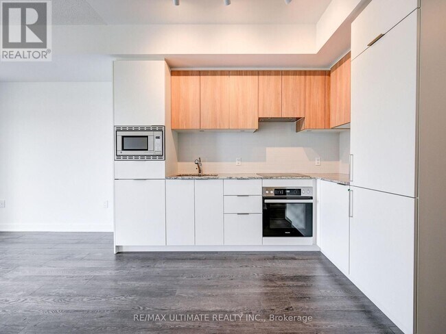 Photo - 50 O'Neill Rd Unit 1403