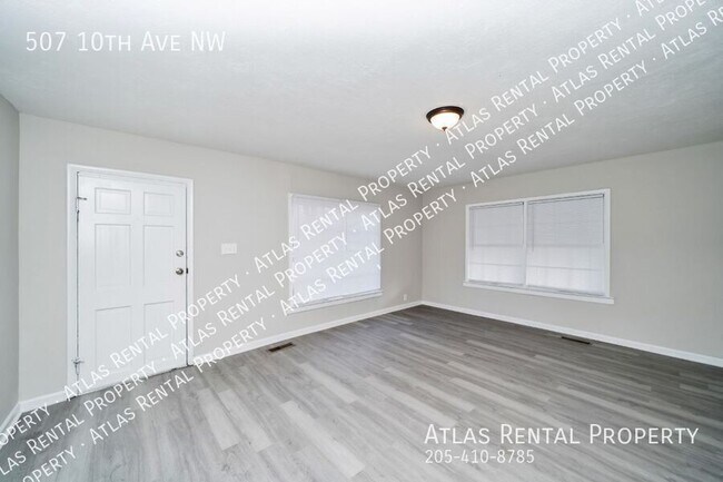 507 10th Ave NW