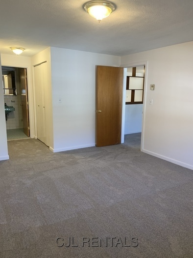 Photo - 5 Viking Ct Unit 49