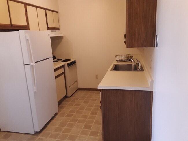 Photo - Lakeview Apartments