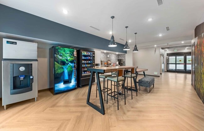 Photo - Furnished Studio-Temple