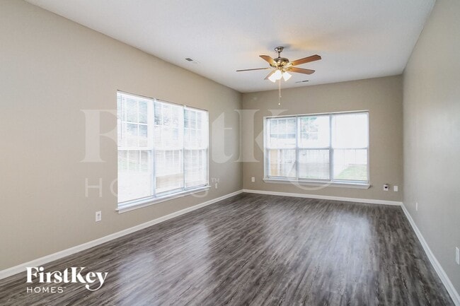 4313 Bradbury Way