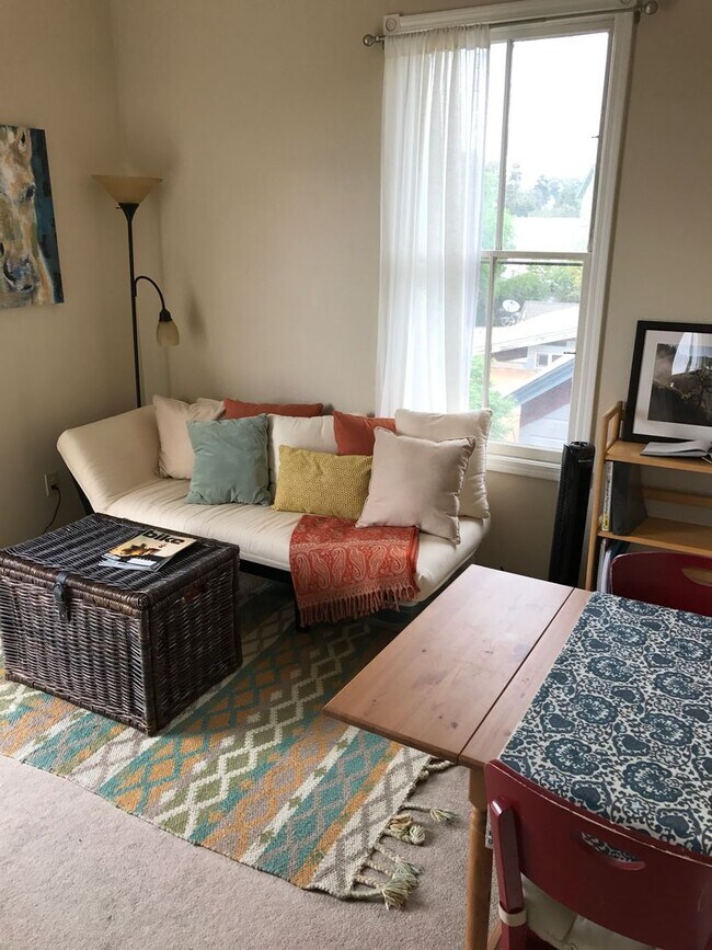 Photo - 1763 Santa Barbara Ave Unit 3