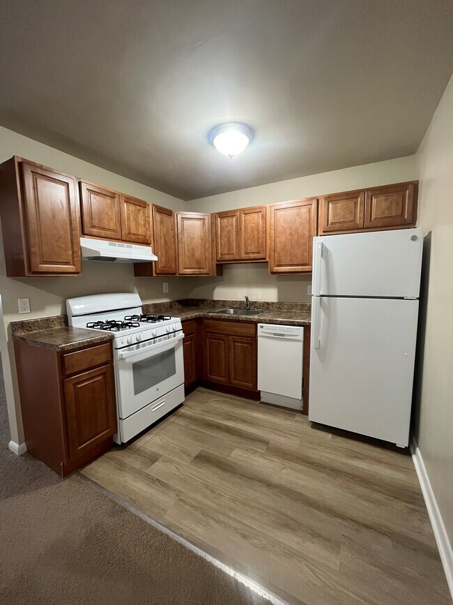 Woodland Village Apartments Lindenwold, NJ